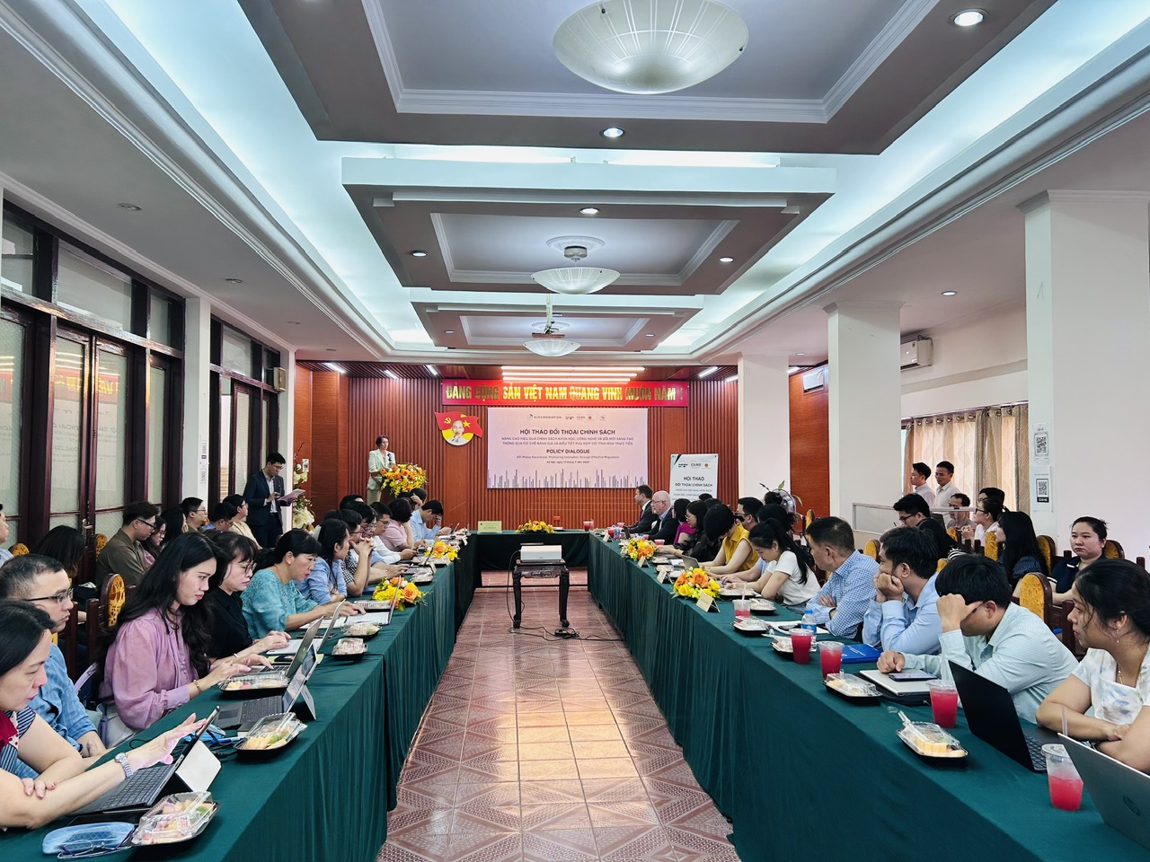 NÂNG CAO NĂNG LỰC XÂY DỰNG VÀ ĐÁNH GIÁ CHÍNH SÁCH THÚC ĐẨY ĐỔI MỚI SÁNG TẠO BỀN VỮNG